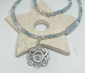 Kette Aquamarin mit Silberanhänger Ornament